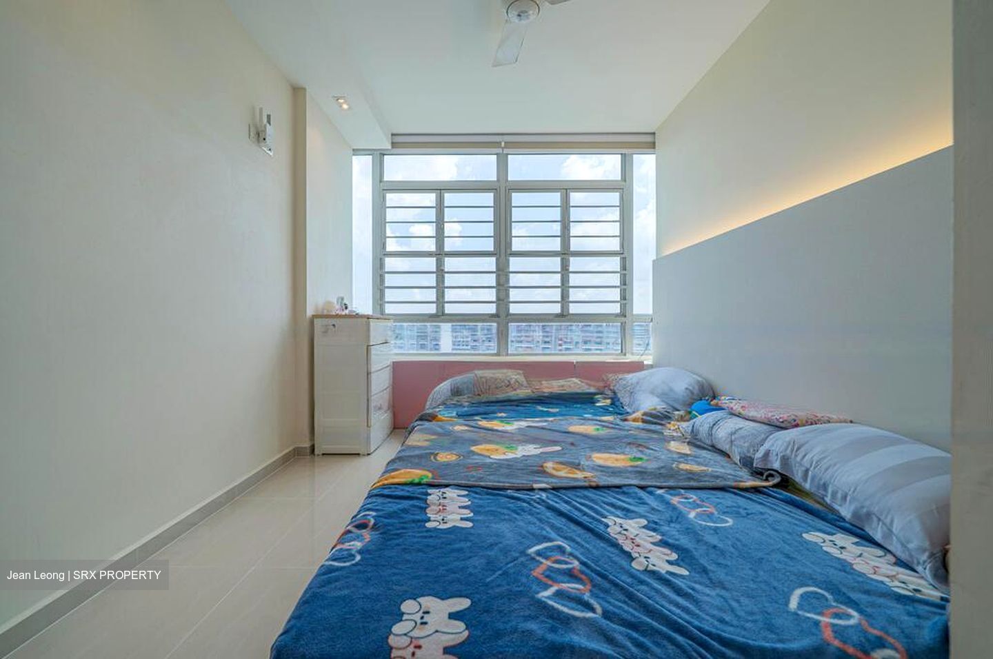 The Lakeshore (D22), Condominium #464335241